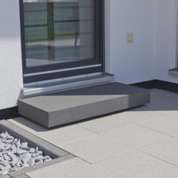 20 cm Granit-Podestplatte Alvaro anthrazit 150 x 150 cm