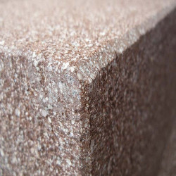 15 x 45 cm Granit-Blockstufen Laahs rot 150 cm lang