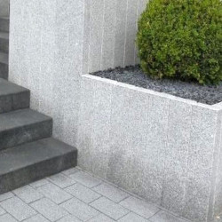 10 x 25 cm Granitpalisaden Elena weißgrau 50 cm lang