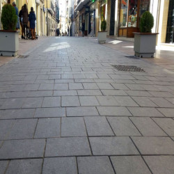 6 cm starke Granit-Pflasterplatten Pedro Black schwarz