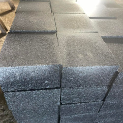 8 cm Granitpflaster Pedro Black schwarz, gesägt 10 x 10 cm