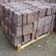 20 x 20 cm Granit Kleinmauersteine Raudona rot auf Paletten
