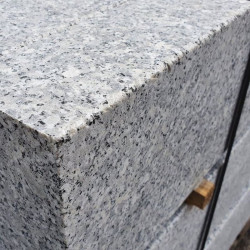 6 x 25 cm Granit Bordsteine Griys grau