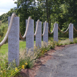 24 Granitpfosten 300 x 35 x 35 cm Granit Griys hellgrau