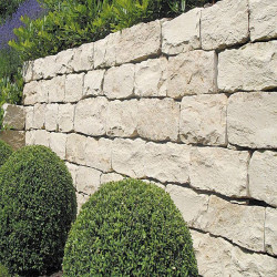15 - 25 cm hohe Jurakalk Mauersteine gelb-weiß