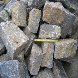 8-15 cm hohe Muschelkalk Kleinmauersteine blaugrau