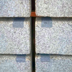 15 x 35 cm Blindenleit Granit-Blockstufen Elena weißgrau