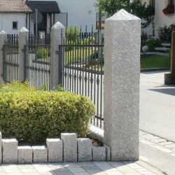 30 x 30 cm Limes Granitpfosten Elena weißgrau