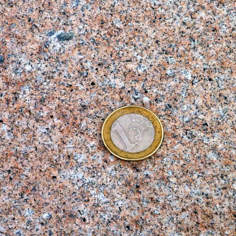 3 cm starke Granit Terrassenplatten Tiago gelb geflammt