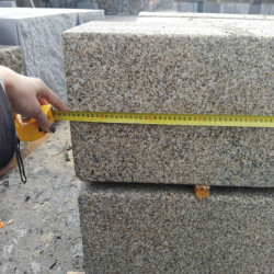 20 Granitpfosten Tiago 200 x 30 x 30 cm gelb